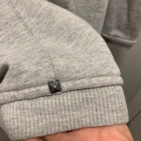 Aritzia Wilfred Roussea Zip Up Cardigan Sweater Light Grey - Picture 10 of 15